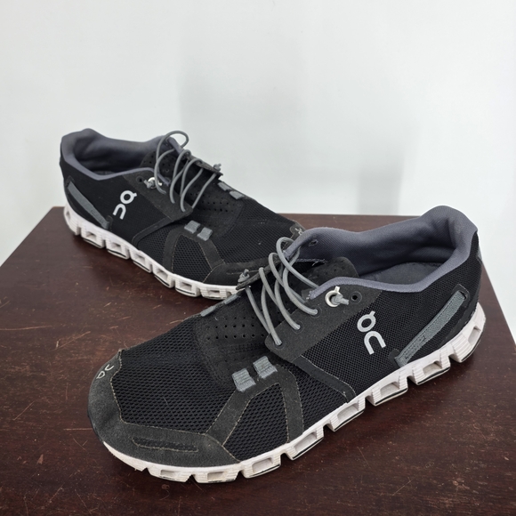 On Running Shoes - On Running Black and White Athletic Shoes Women's Size 7